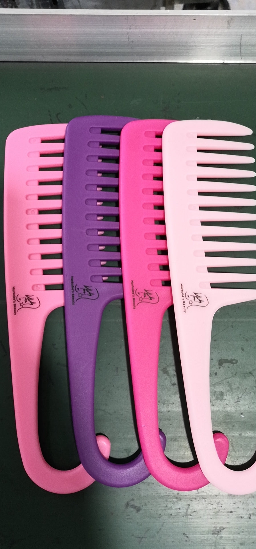 Shampoo Detangler combs